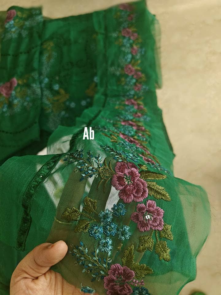 img_maria_b_lawn_24_awwal_boutkque