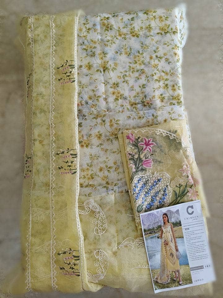 img_open_pic_crimson_lawn_awwal_boutique