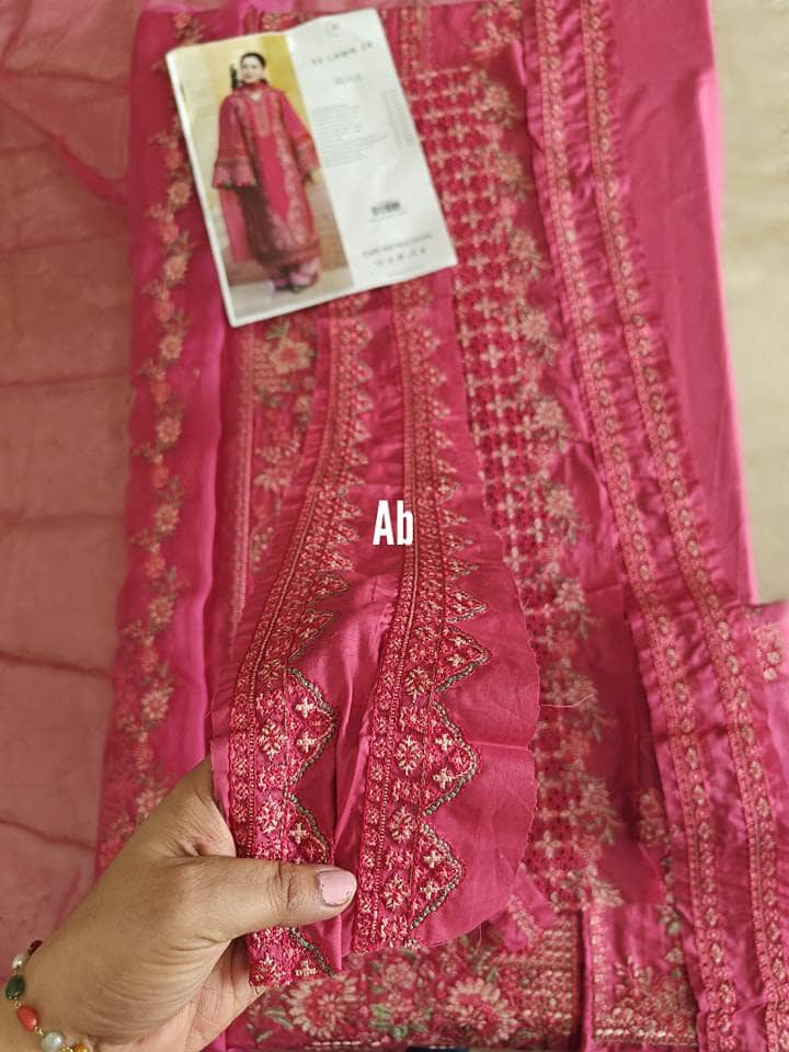 img_open_pic_hussain_rehar_lawn_awwal_boutique