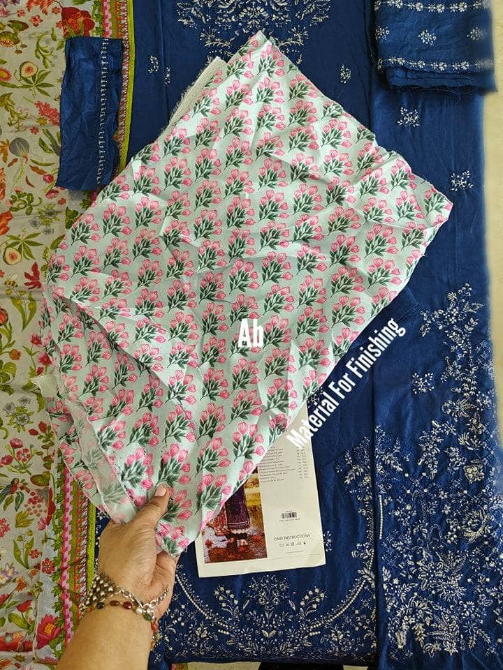 img_open_pic_hussain_rehar_lawn_awwal_boutique