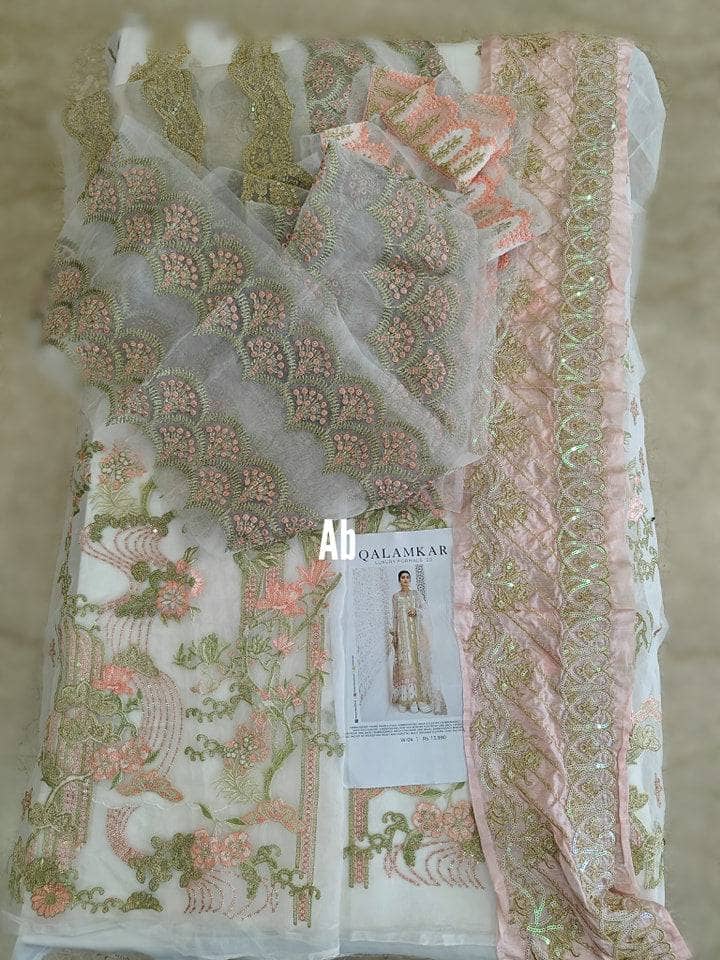 img_qalamkar_awwal_boutique