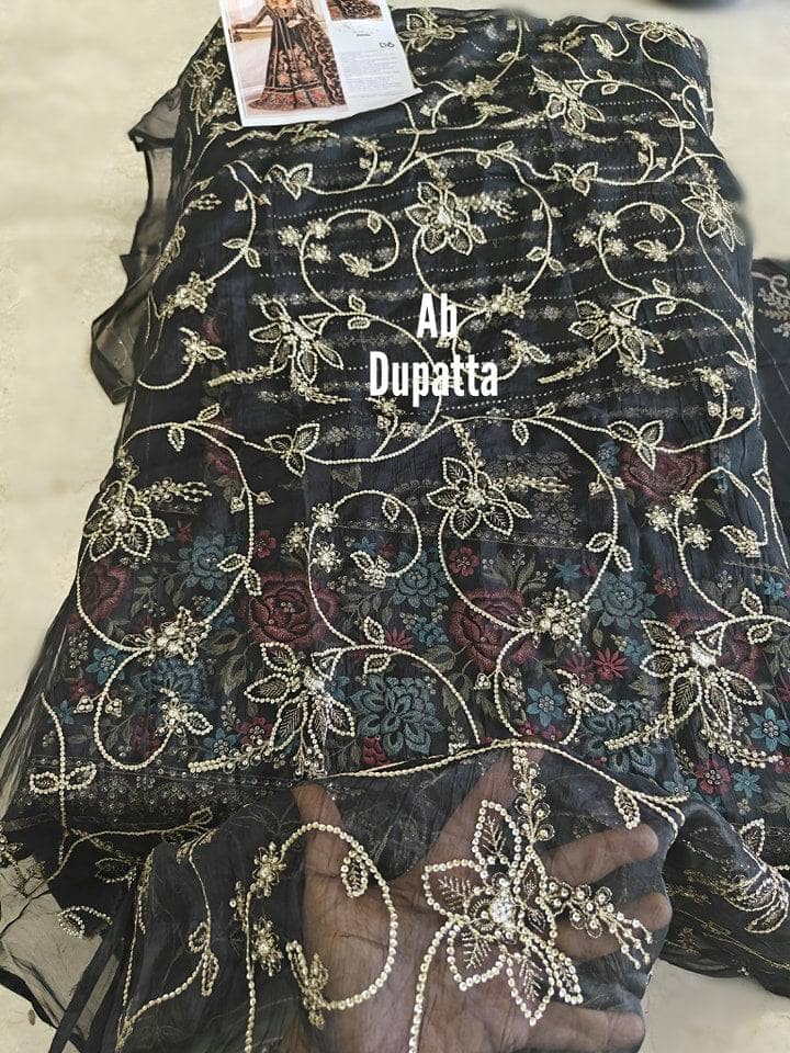 img_maria_b_sateen_awwal_boutique