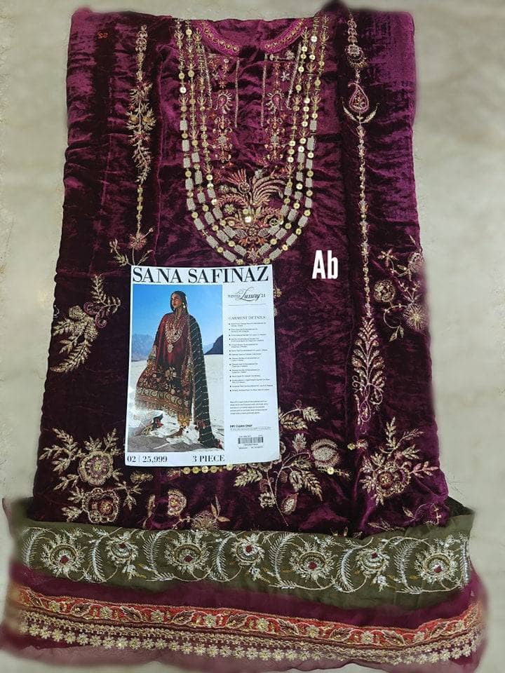 img_sana_safinaz_velvet_winter_shawl_collection_awwal_boutique