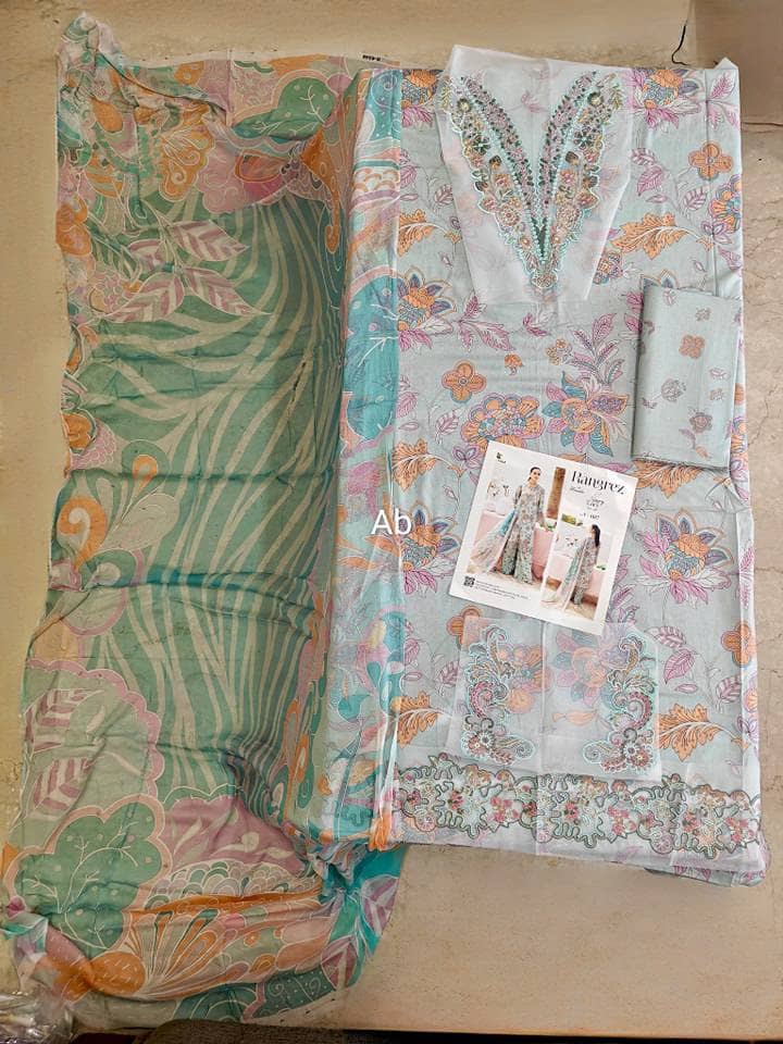 img_ramsha_rangrez_lawn_25_awwal_boutique