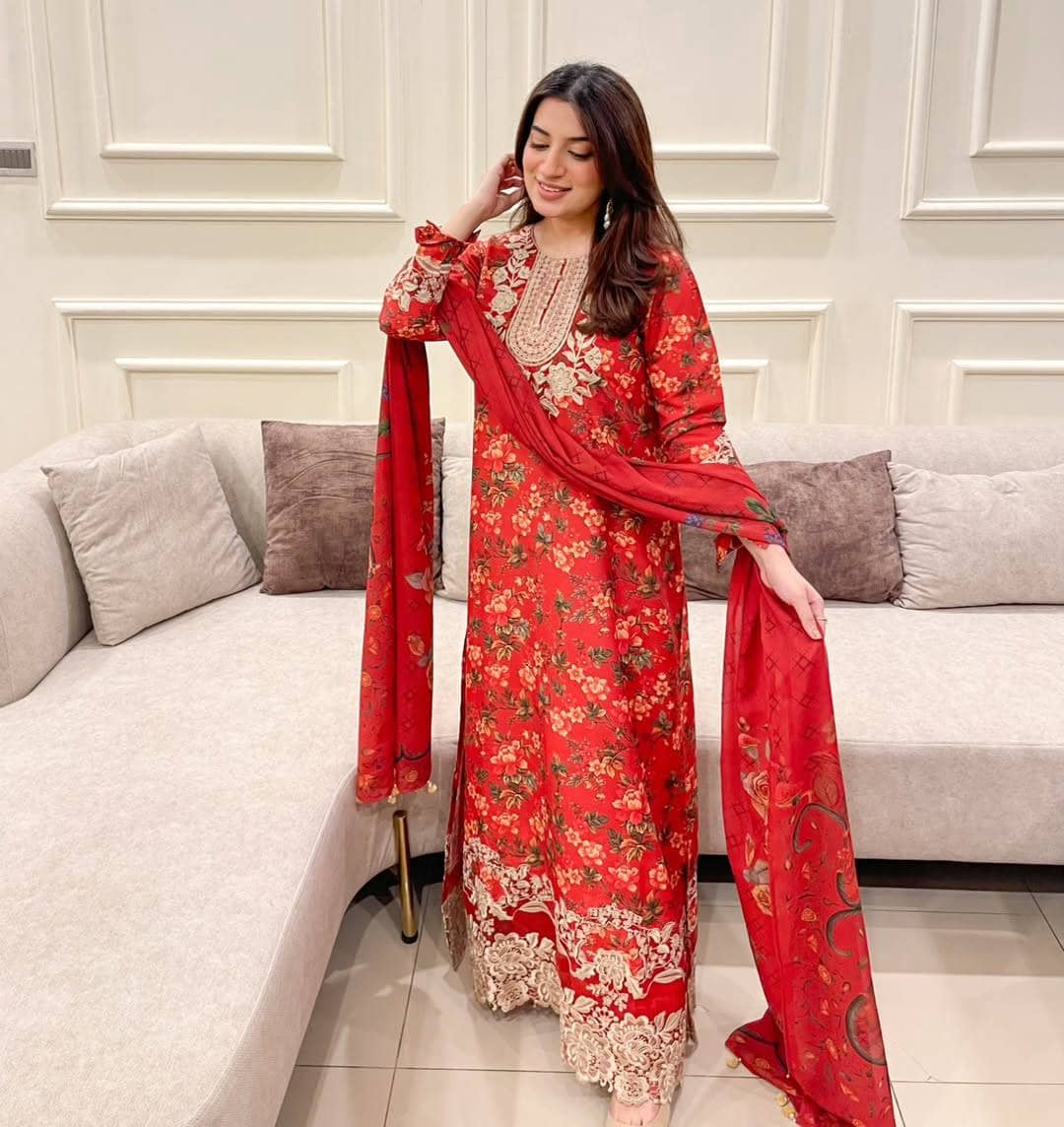 Spotted in Myeesha Lawns/Aatish