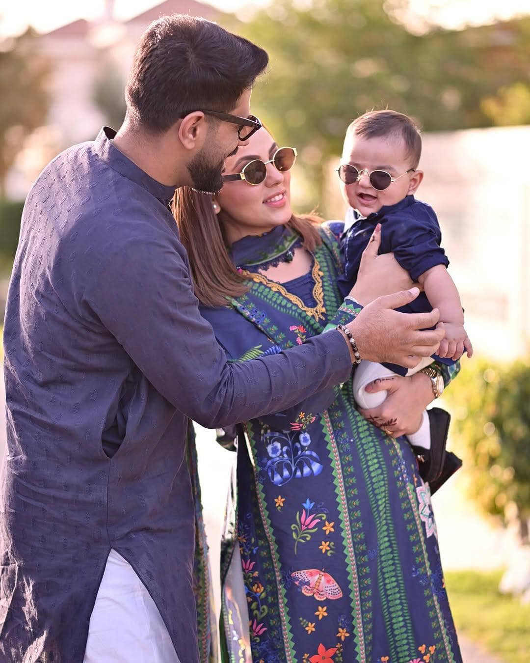 img_zaha_lawn_awwal_boutique