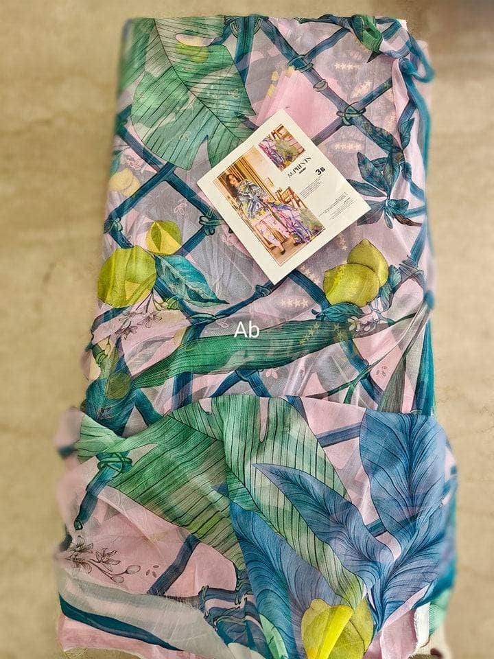 img_maria_b_lawn_m_prints_awwal_boutique