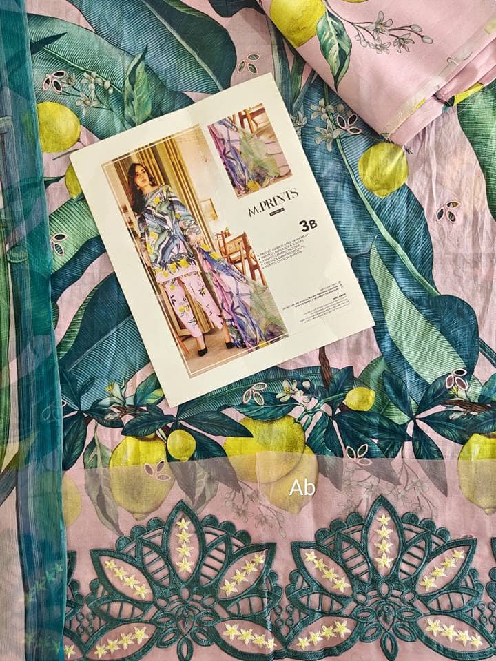 img_maria_b_lawn_m_prints_awwal_boutique