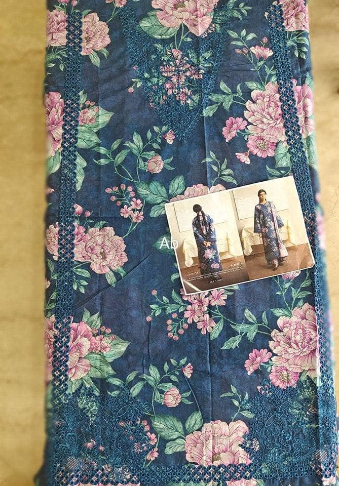 Open Pic/Afrozeh Ayzel Bare Minimum/LUSHPETAL