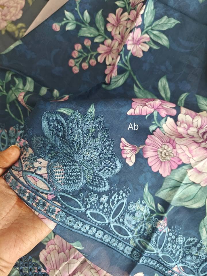 img_afrozeh_ayzel_bare_minimum_awwal_boutique