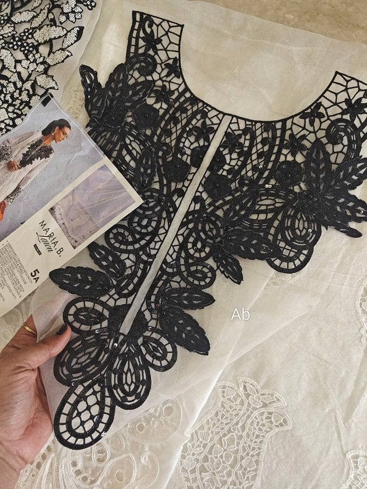 img_maria_b_lawn_awwal_boutique