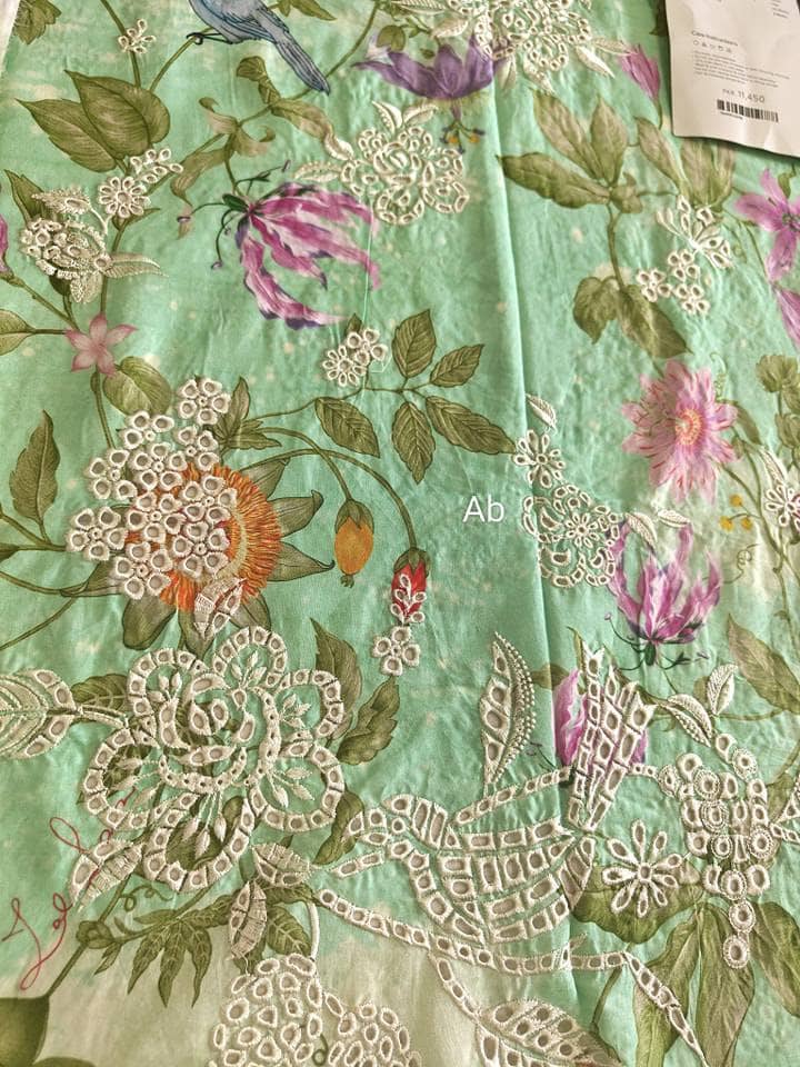 img_zaha_lawn_awwal_boutique