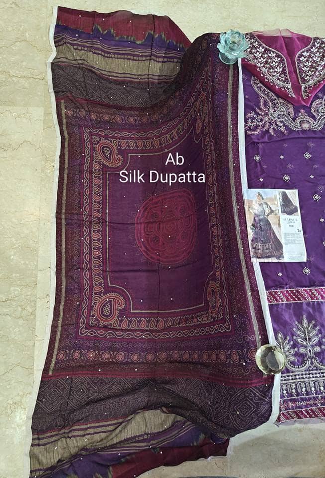 Open Pic/Maria B Luxury Lawn 25/7B/Plum