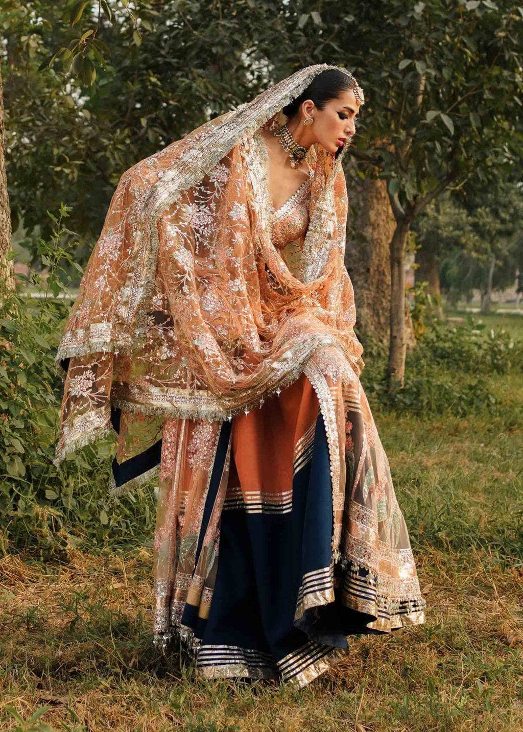 img_zaib_un_nisa_by_hussain_rehar_awwal_boutique