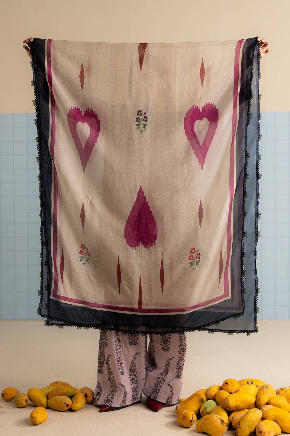 img_zara_shahjahan_coco_prints_awwal_boutique