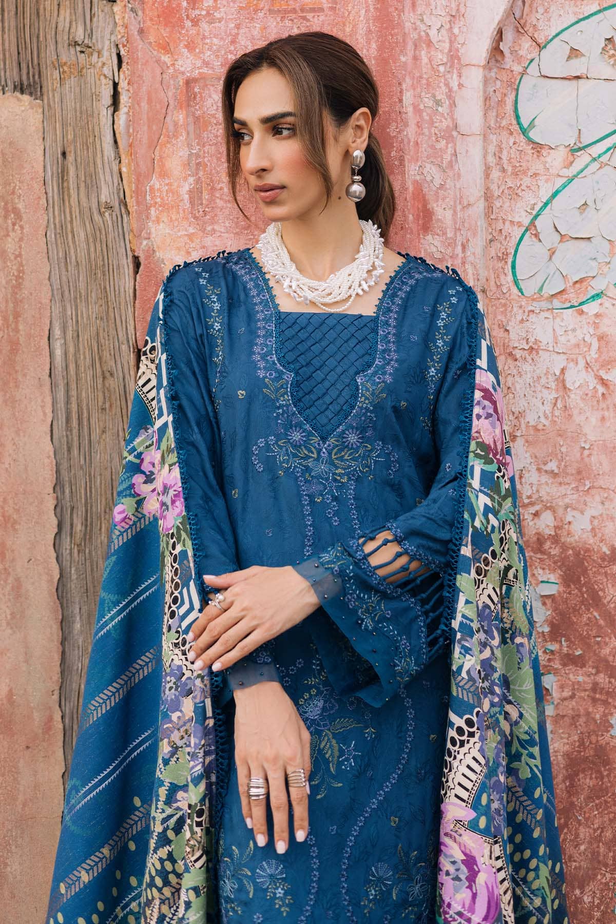 Nureh Maya Linen 25/NW 102