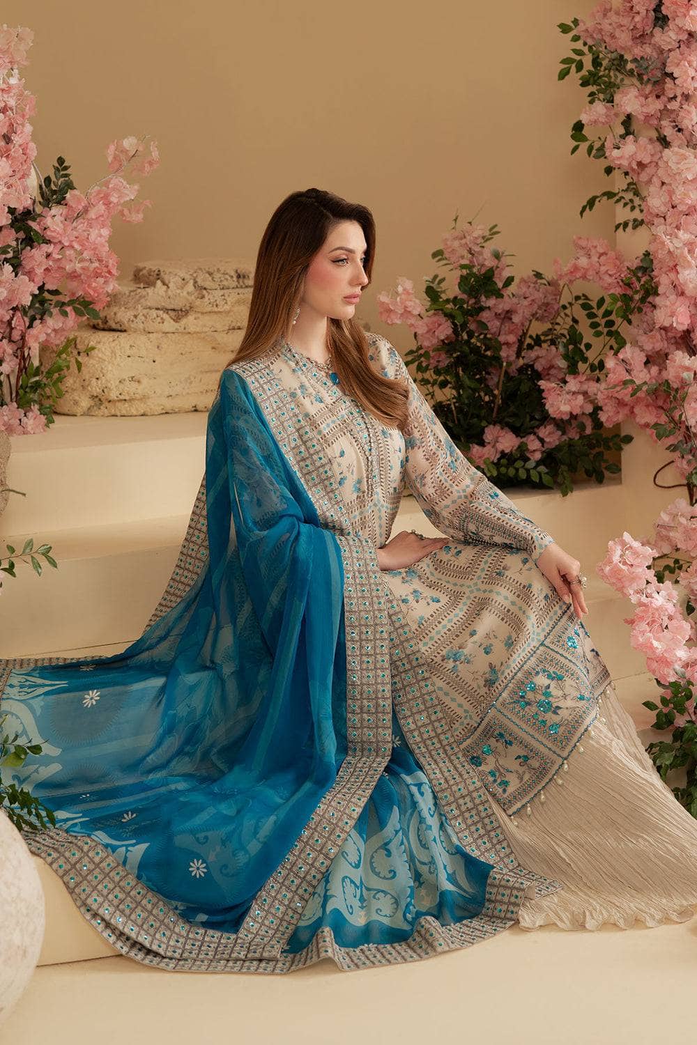 img_nureh_amaya_luxury_formals_awwal_boutique