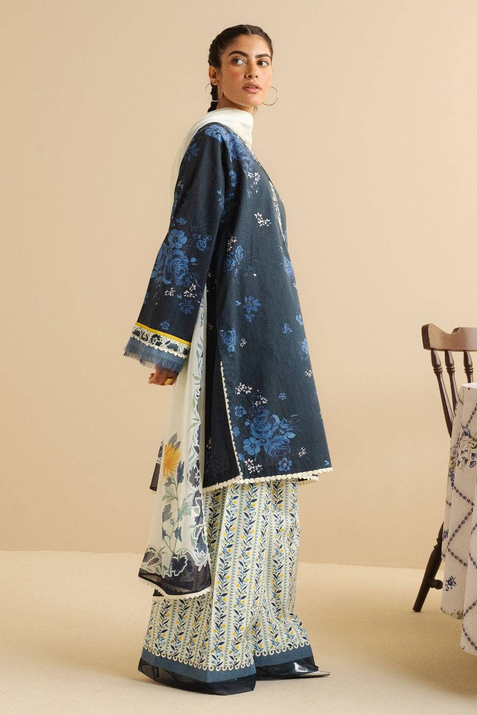 img_zara_shahjahan_coco_prints_awwal_boutique