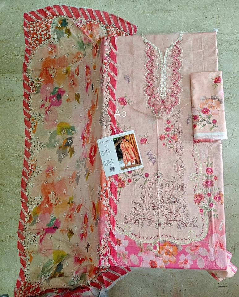 img_roheenaz_lawn_awwal_boutique