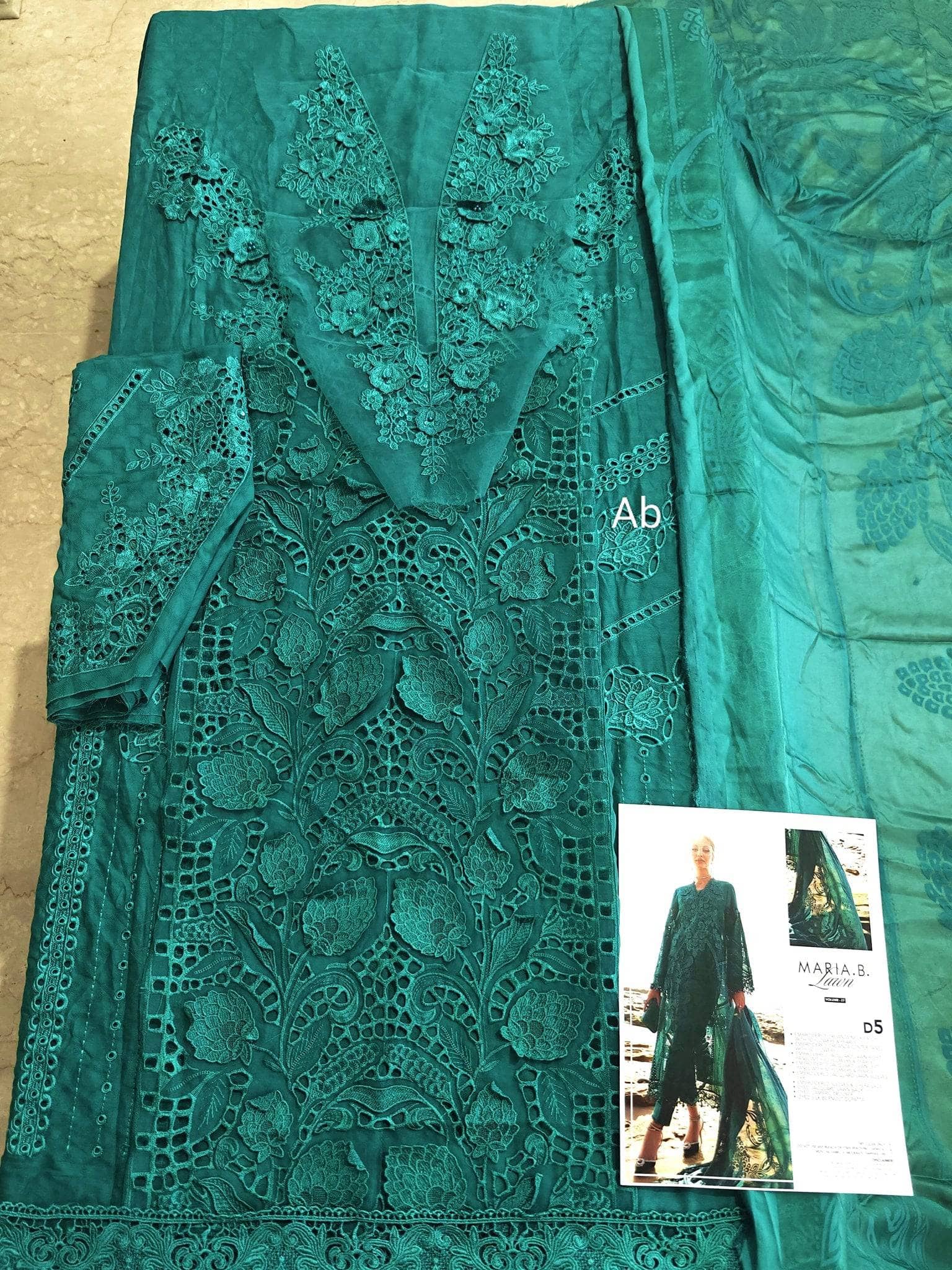 Open Pic/Maria B Luxury Lawn 25/Vol 2/D 05/Sea Green