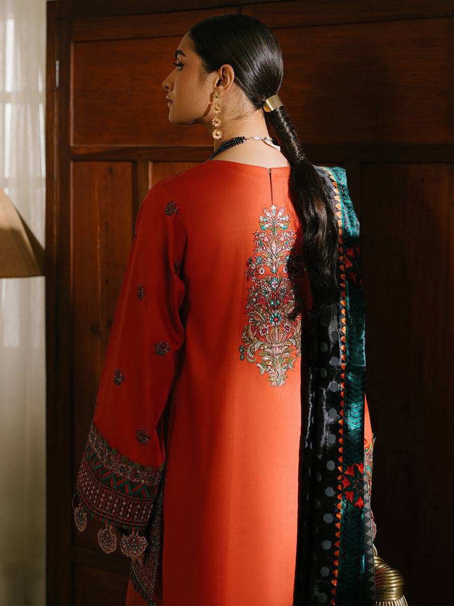 img_bin_ilyas_olivia_awwal_boutique