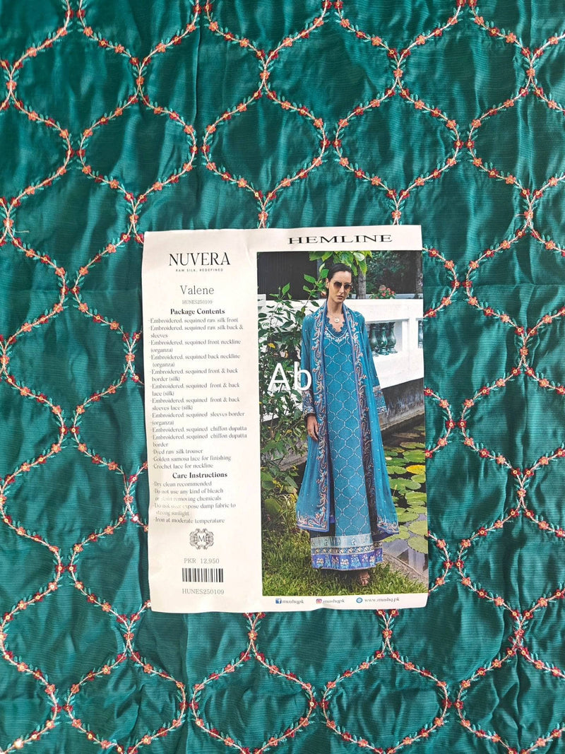 img_mushq_nuvera_silk_awwal_boutique