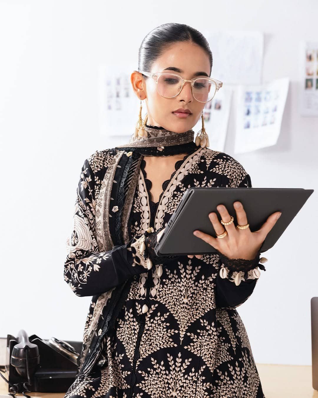 img_maria_b_m_basics_awwal_boutique