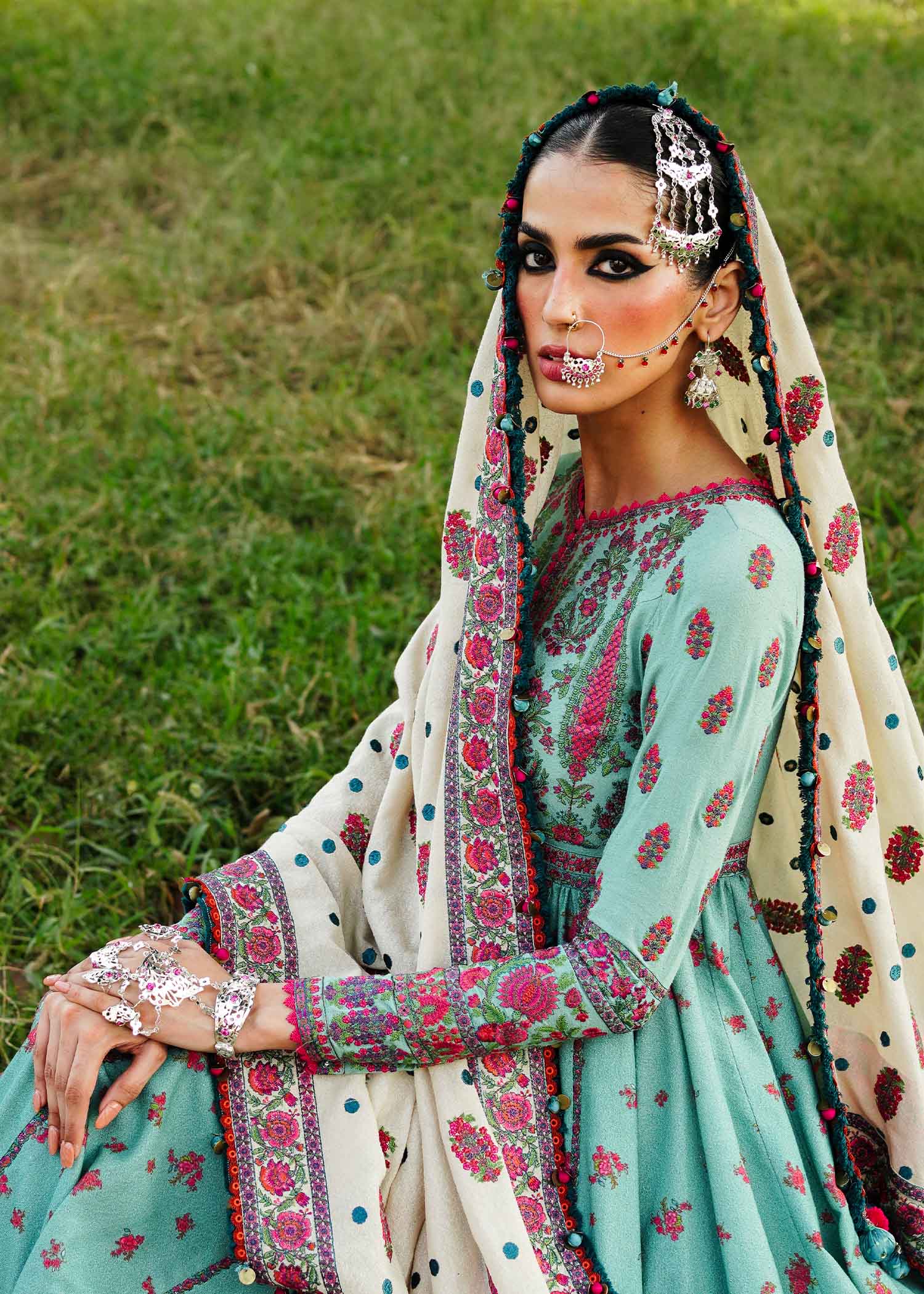 img_hussain_rehar_karandi_awwal_boutique