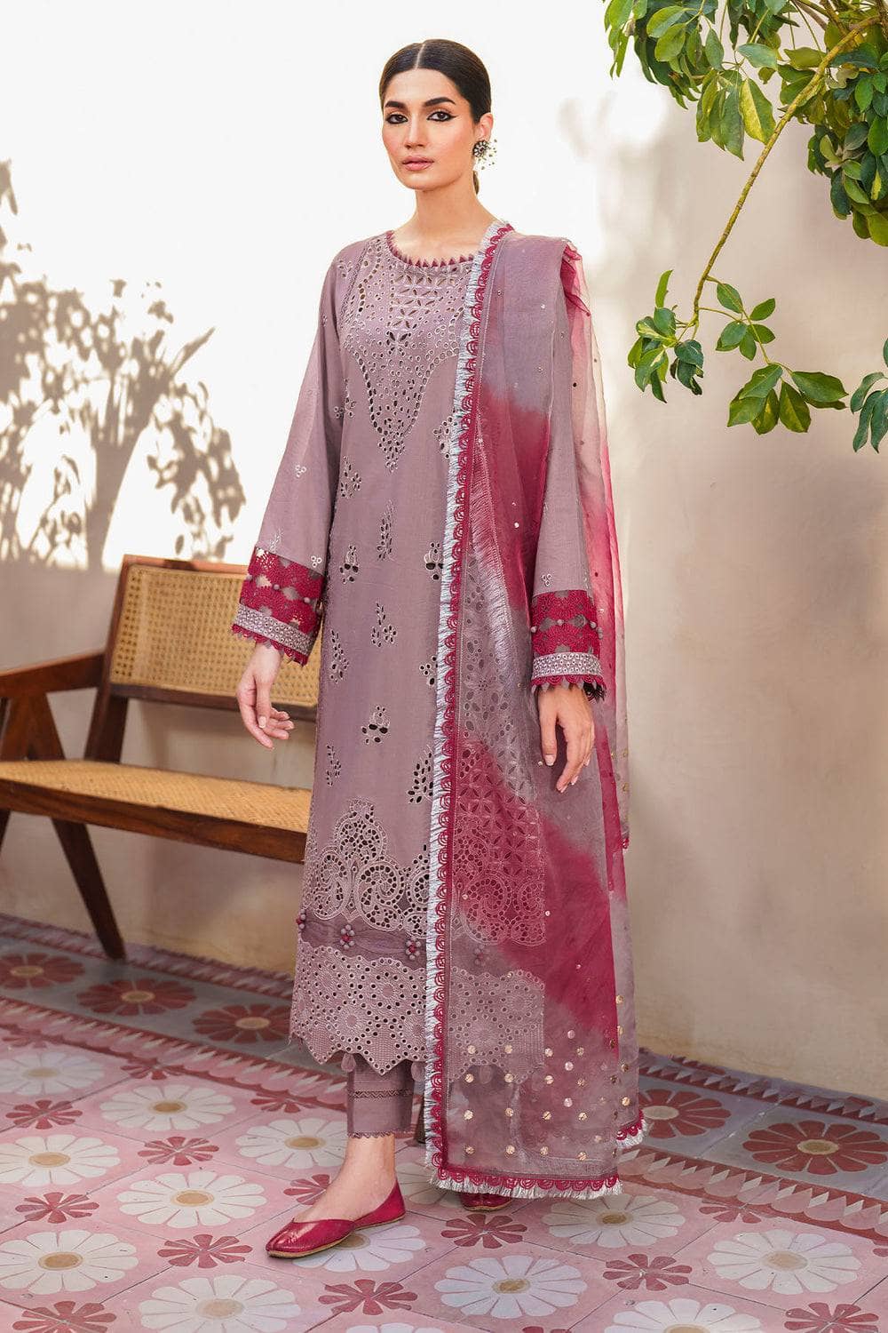 img_nureh_dhoop_kinaray_lawn_24_awwal_boutique
