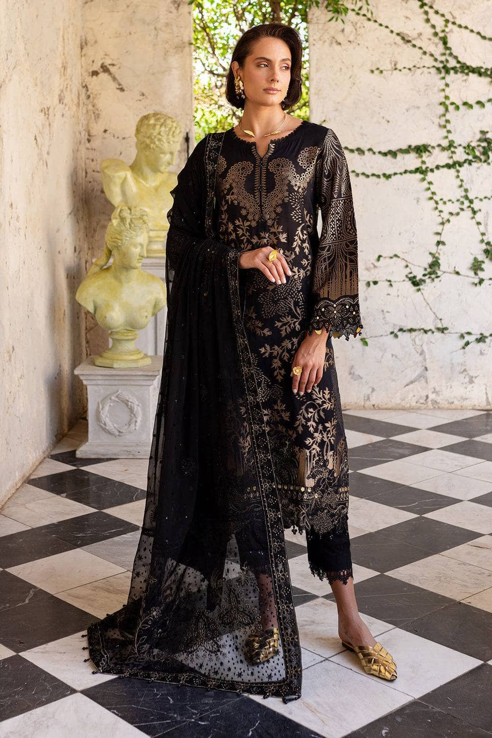 img_nureh_summer_jacquard_exclusive_lawn_awwal_boutique