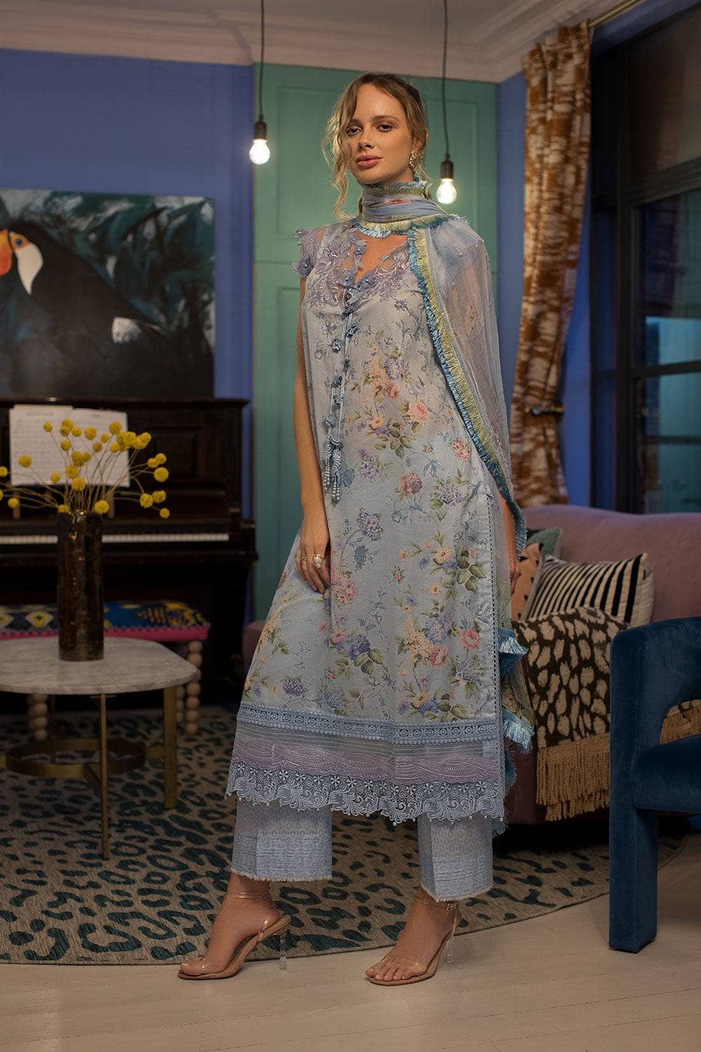 img_sobia_nazir_lawn_24_awwal_boutique
