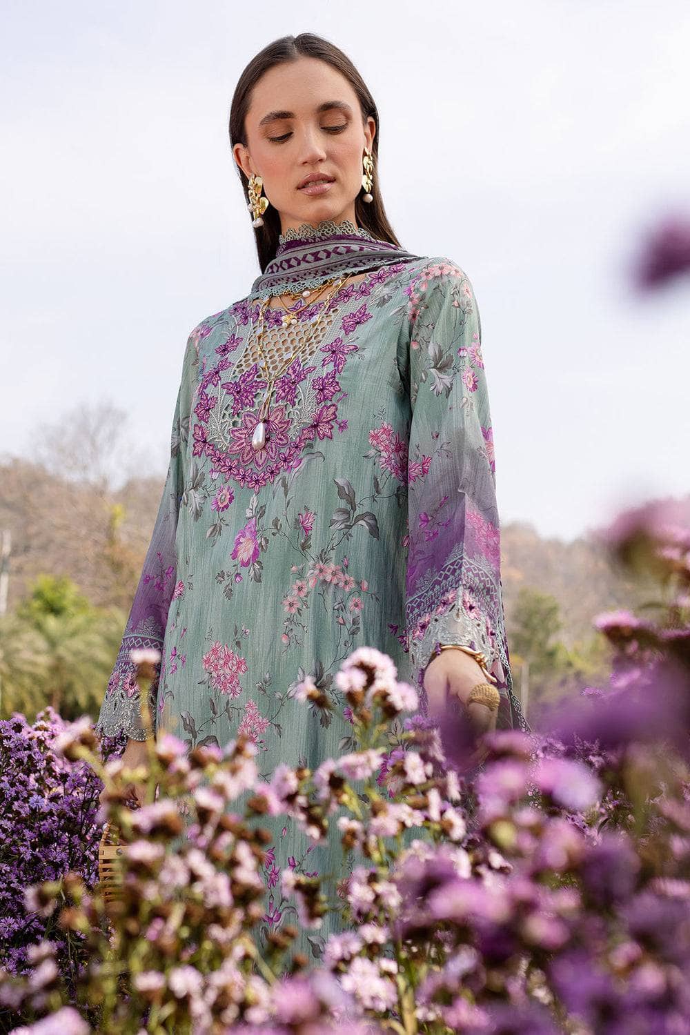 Restocked/Nureh Bloom Lawn/02