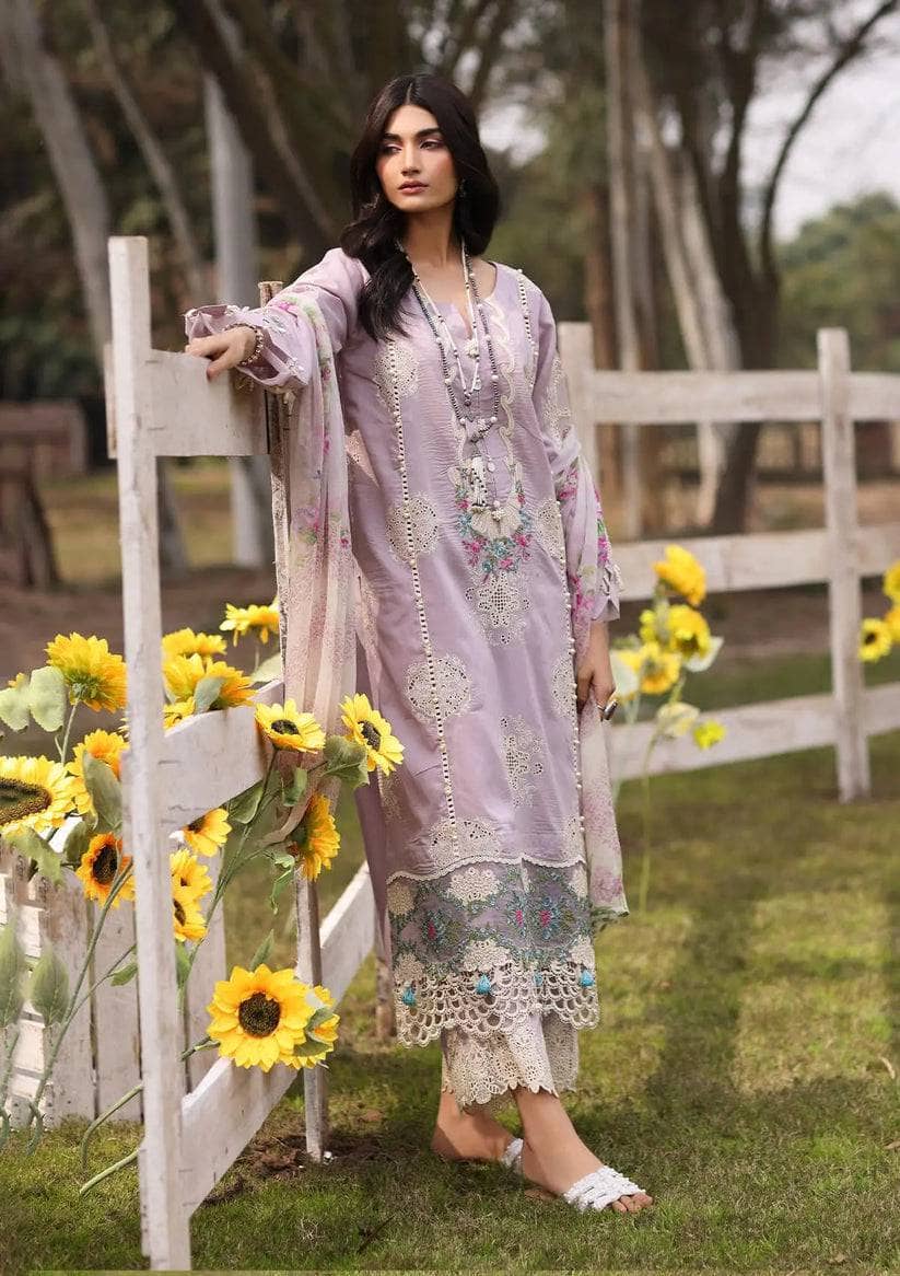 img_kahf_premium_lawn_awwal_boutique