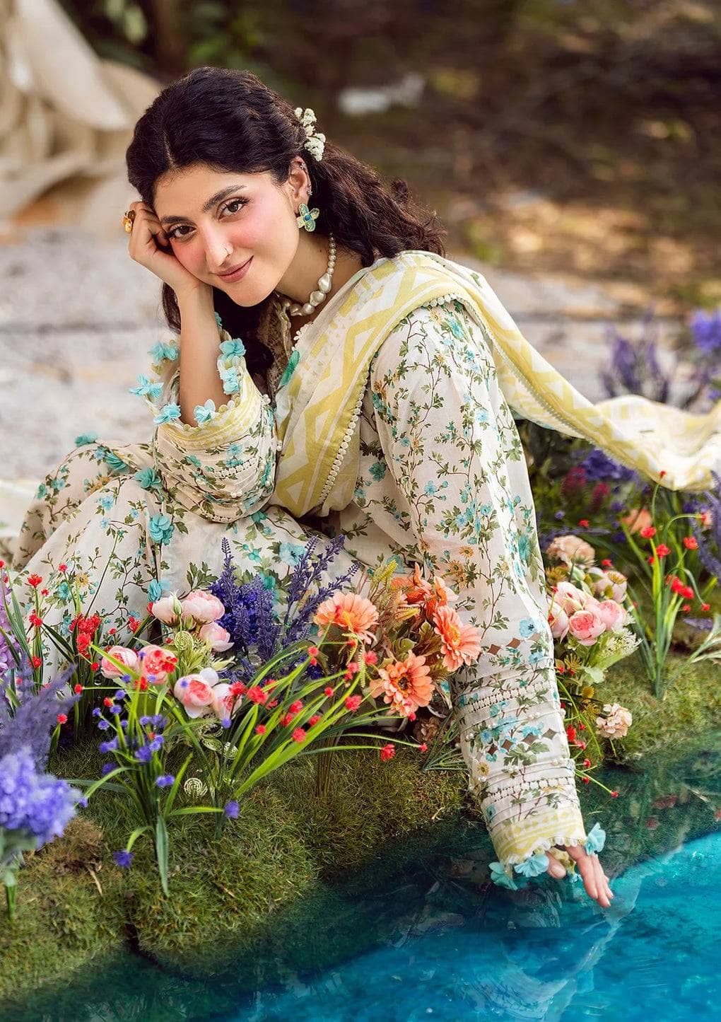 Elaf Prints 25/Vol 2/EPS-3A IVORY WHISPERS