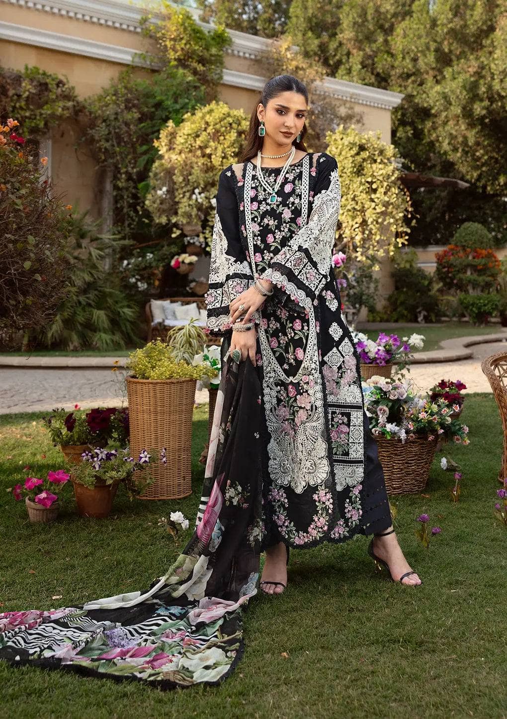 img_elaf_premium_lawn_awwal_boutique