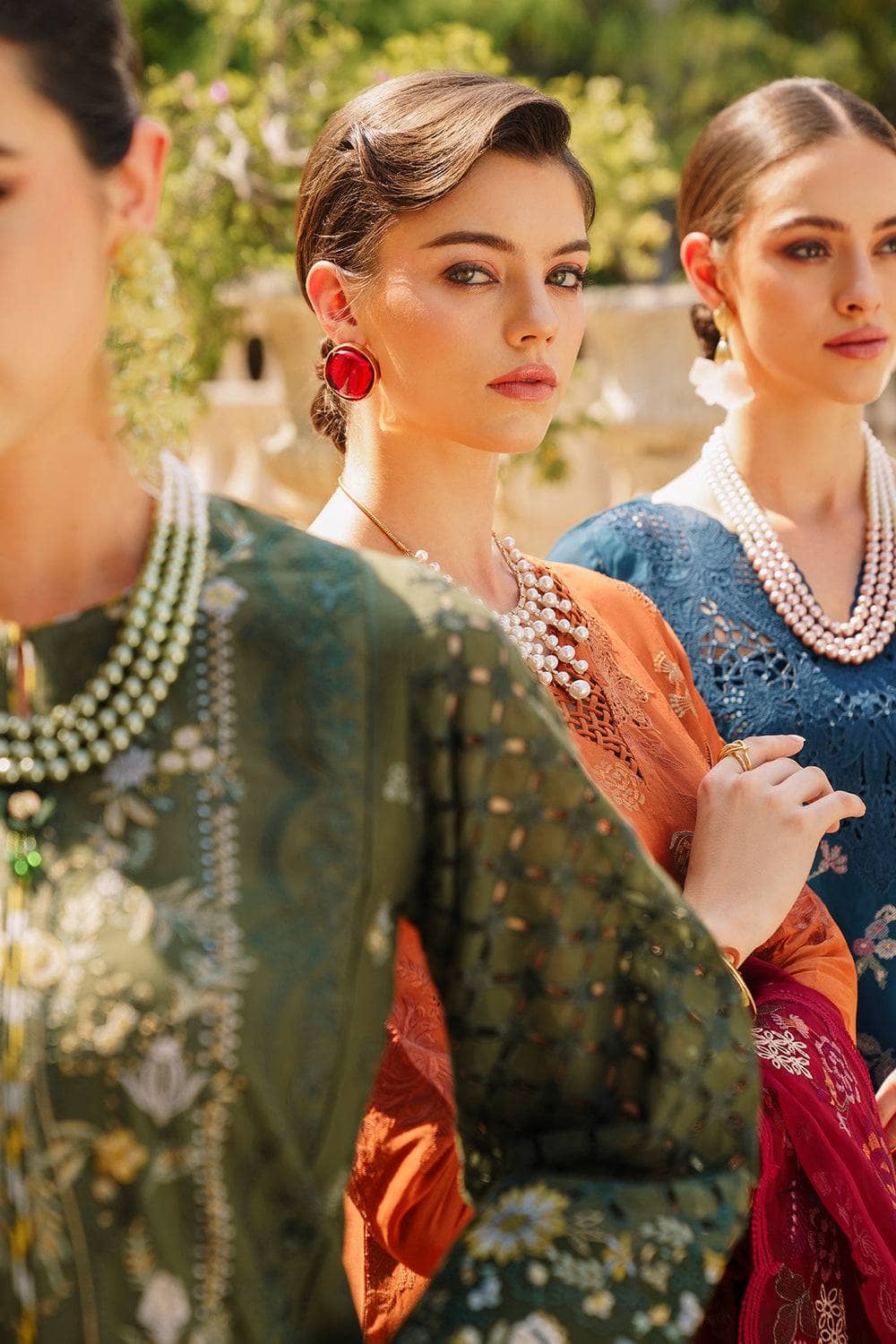 img_baroque_swiss_voil_24_awwal_boutique