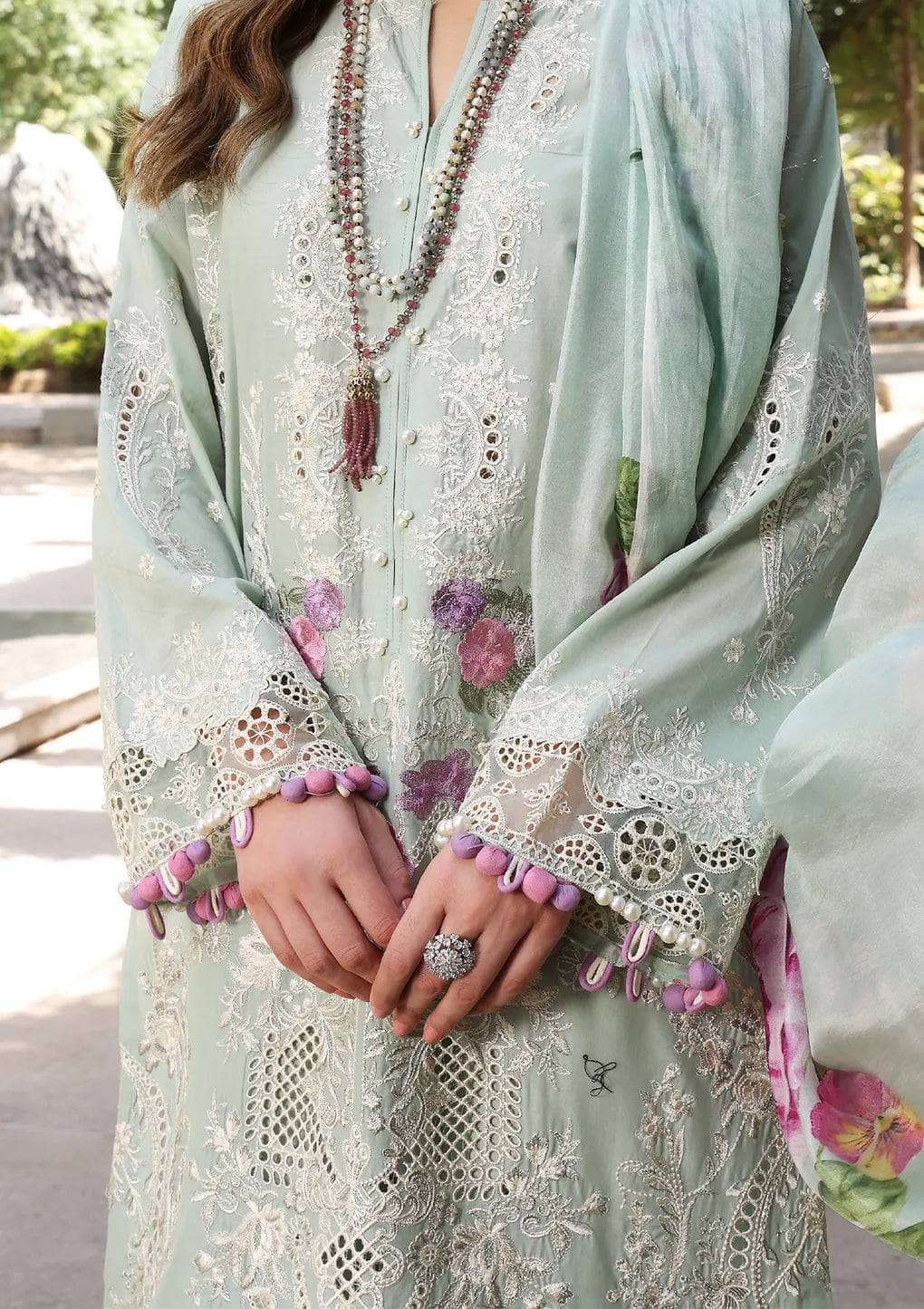 img_elaf_festive_chikankari_23_awwal_boutique