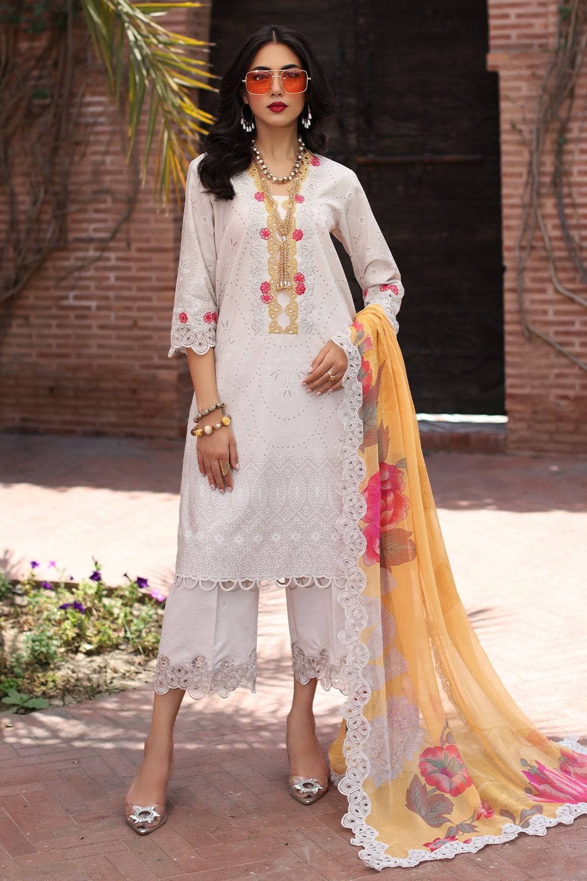 img_charizma_combination_awwal_boutique