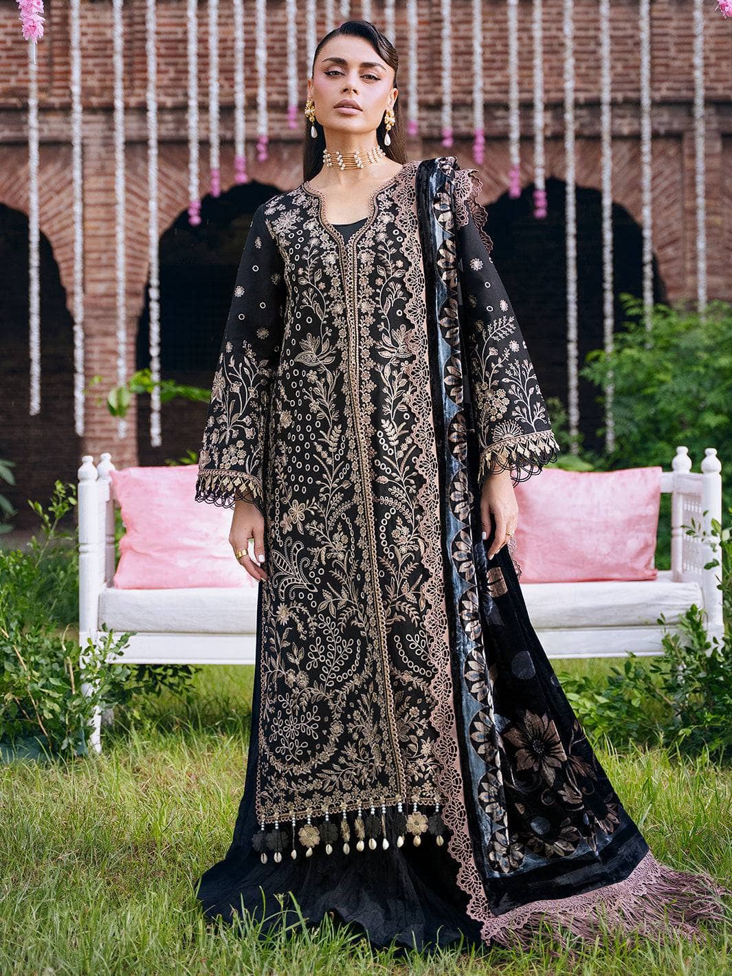 img_mahnur_winter_awwal_boutique