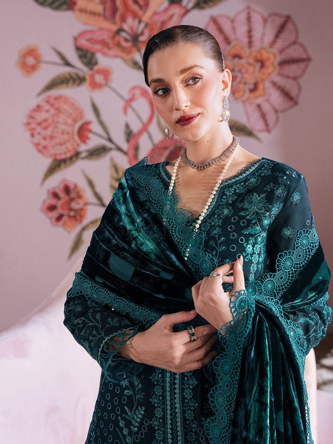 Mahnur Amelia Luxury Winter 26/Velvet Palachi Shawl/Corduroy/Rich Teal/AM 06