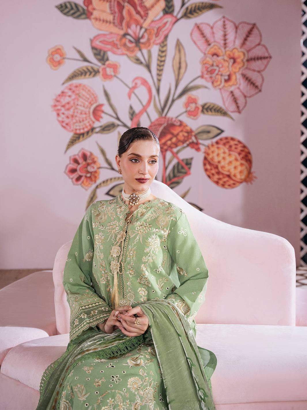 Mahnur Amelia Luxury Winter 26/Velvet Palachi Shawl/Corduroy/Soft Sage Green/AM 08
