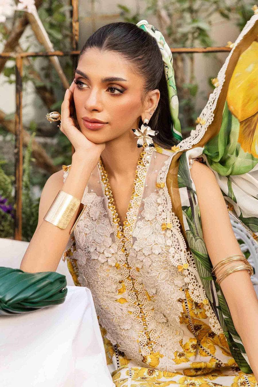 img_maria_b_lawn_awwal_boutique