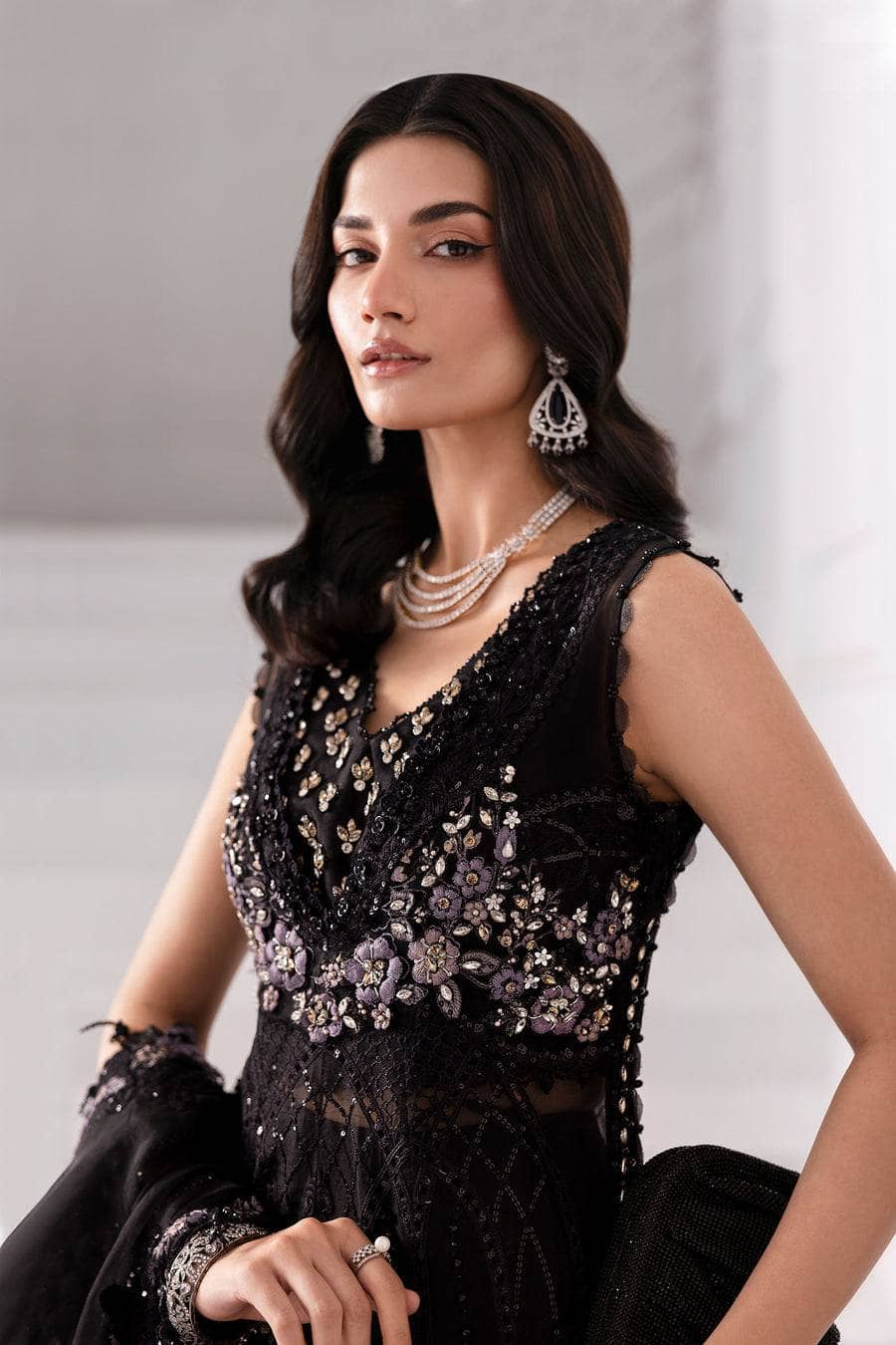 img_maria_b_mbroidered_awwal_boutique