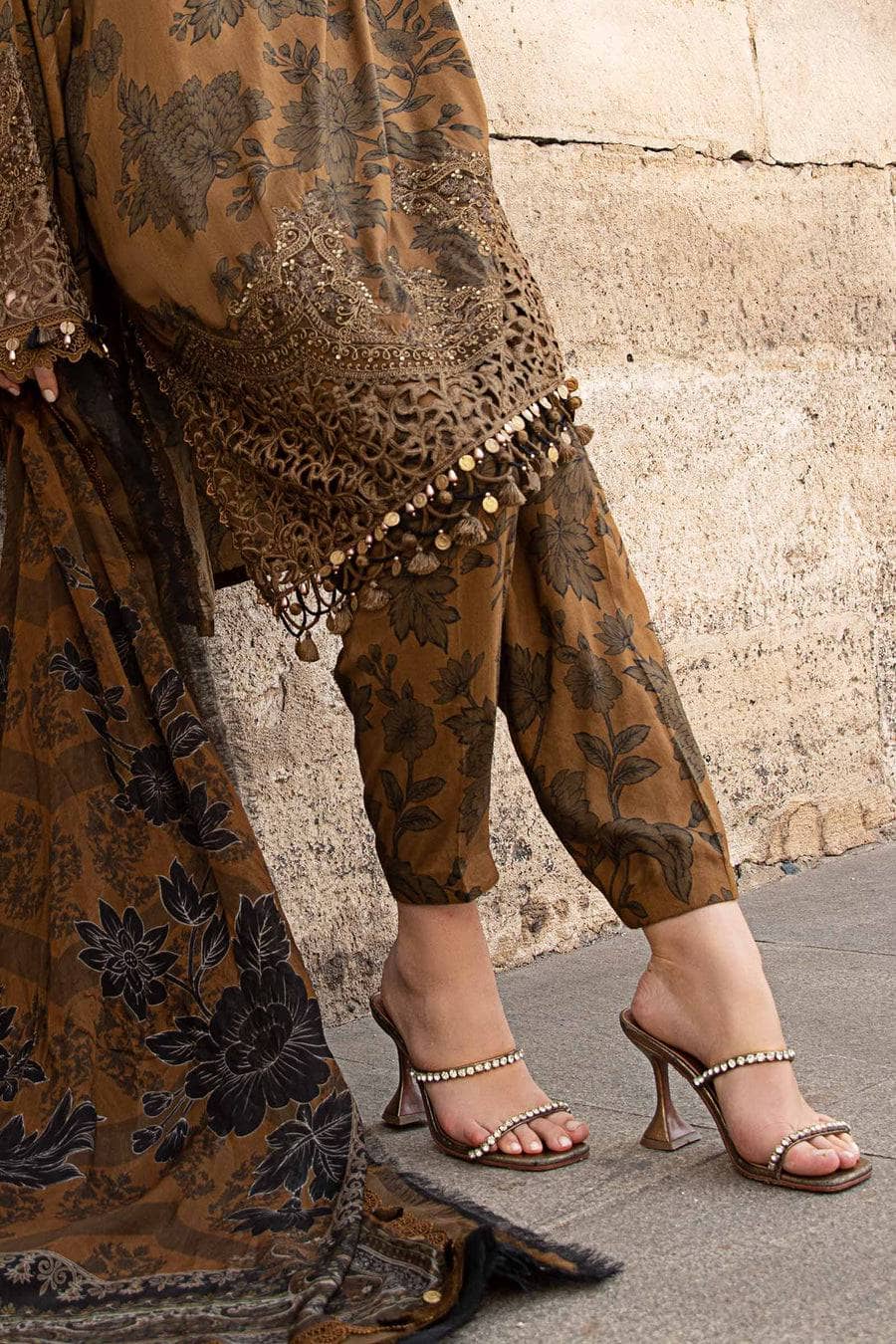 img_maria_b_m_prints_24_awwal_boutique