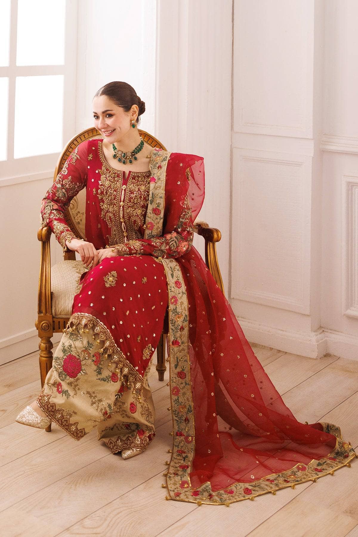 img_charizma_dastaan_e_jashan_awwal_boutique