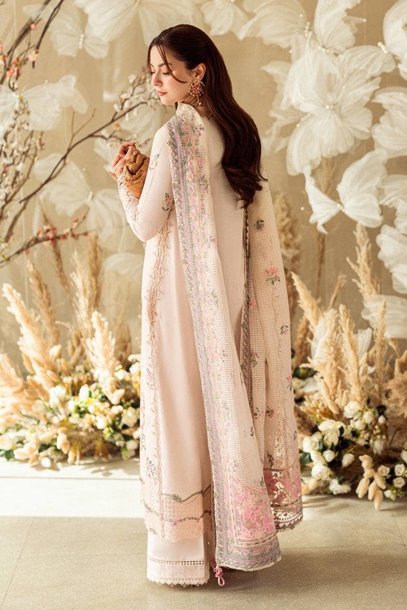 img_qalamkar_luxury_sahil_lawn_23_awwal_boutique