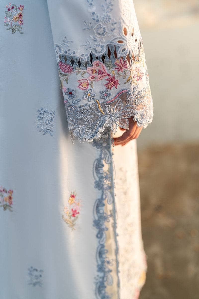 img_qalamkar_luxury_sahil_lawn_23_awwal_boutique