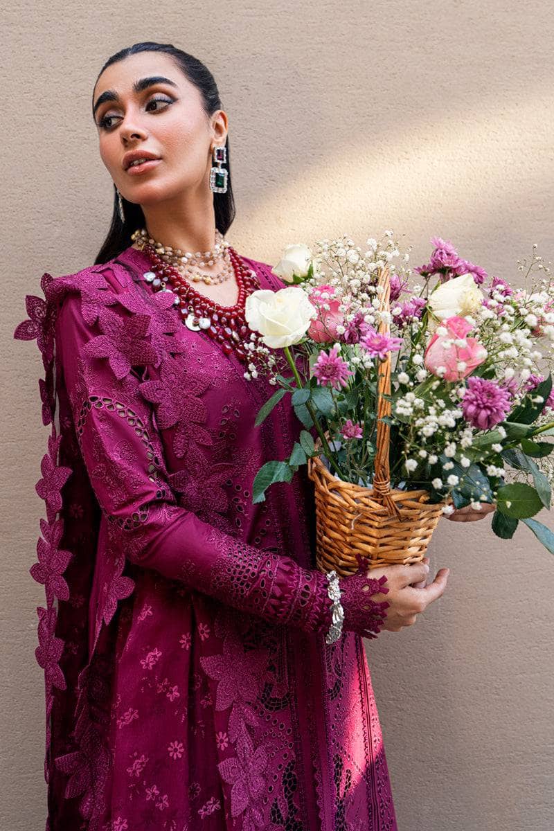 img_qalamkar_luxury_sahil_lawn_25_awwal_boutique