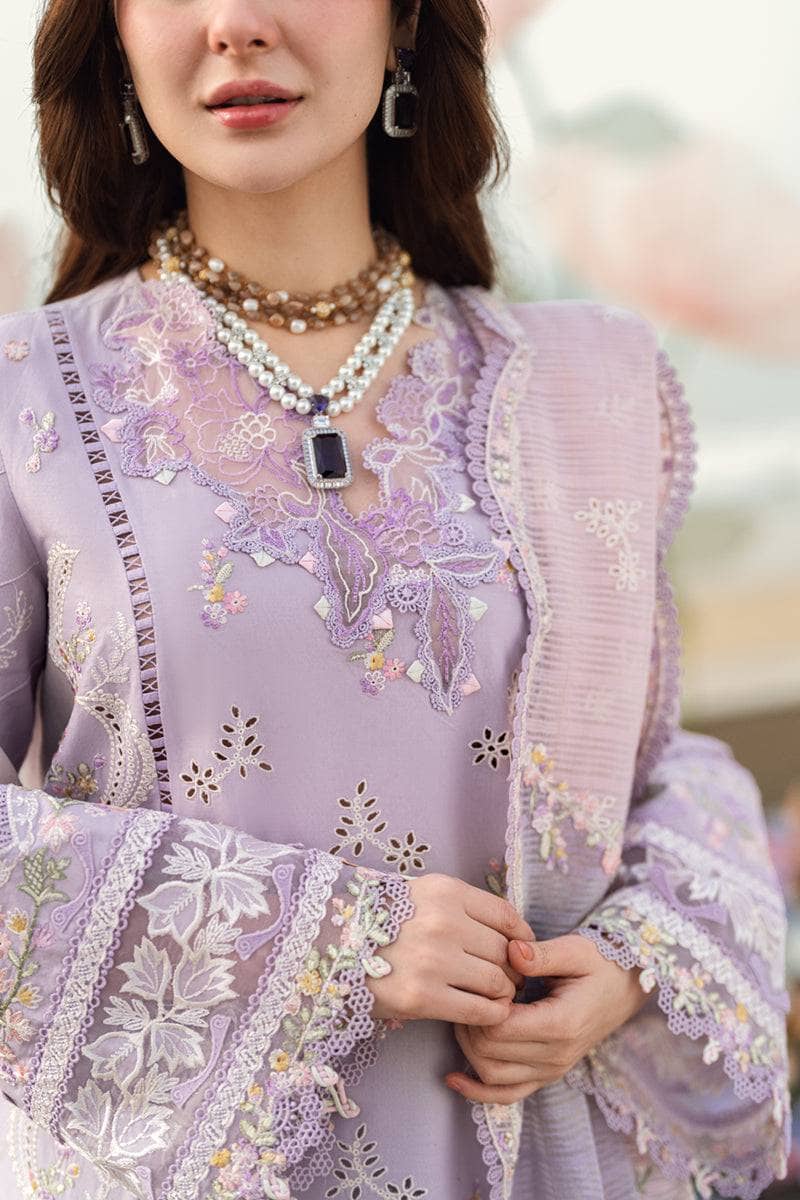 img_qalamkar_luxury_sahil_lawn_23_awwal_boutique