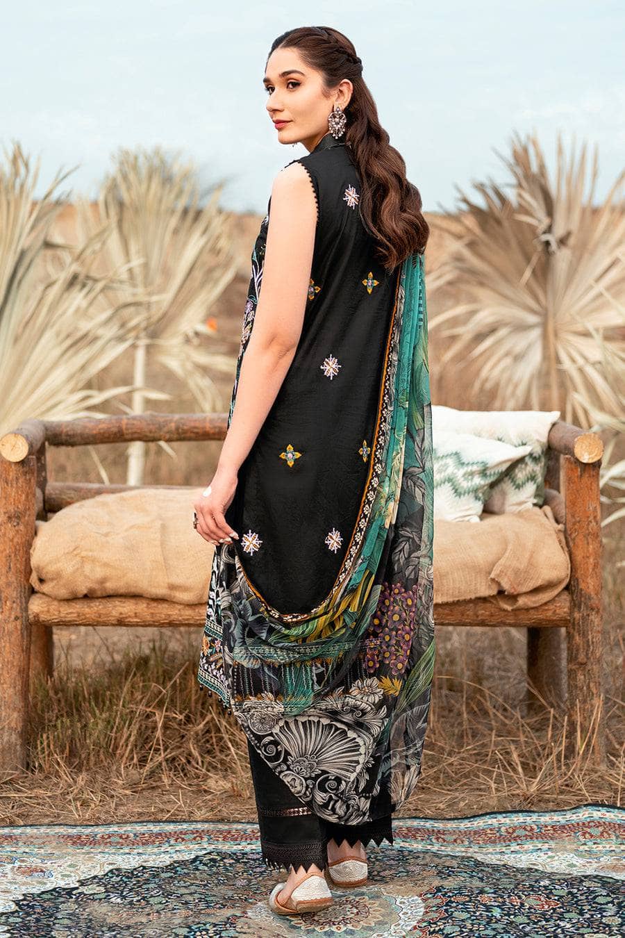 img_ramsha_riwayat_lawn_23_awwal_boutique